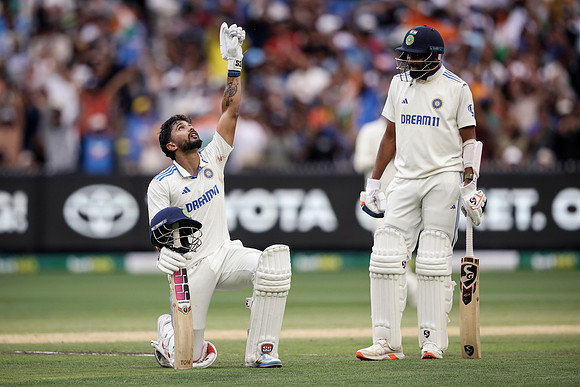 CRICKET-AUS-INDIA