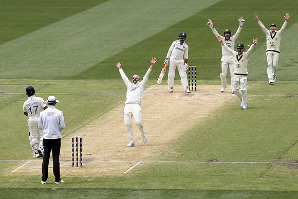 CRICKET-AUS-INDIA